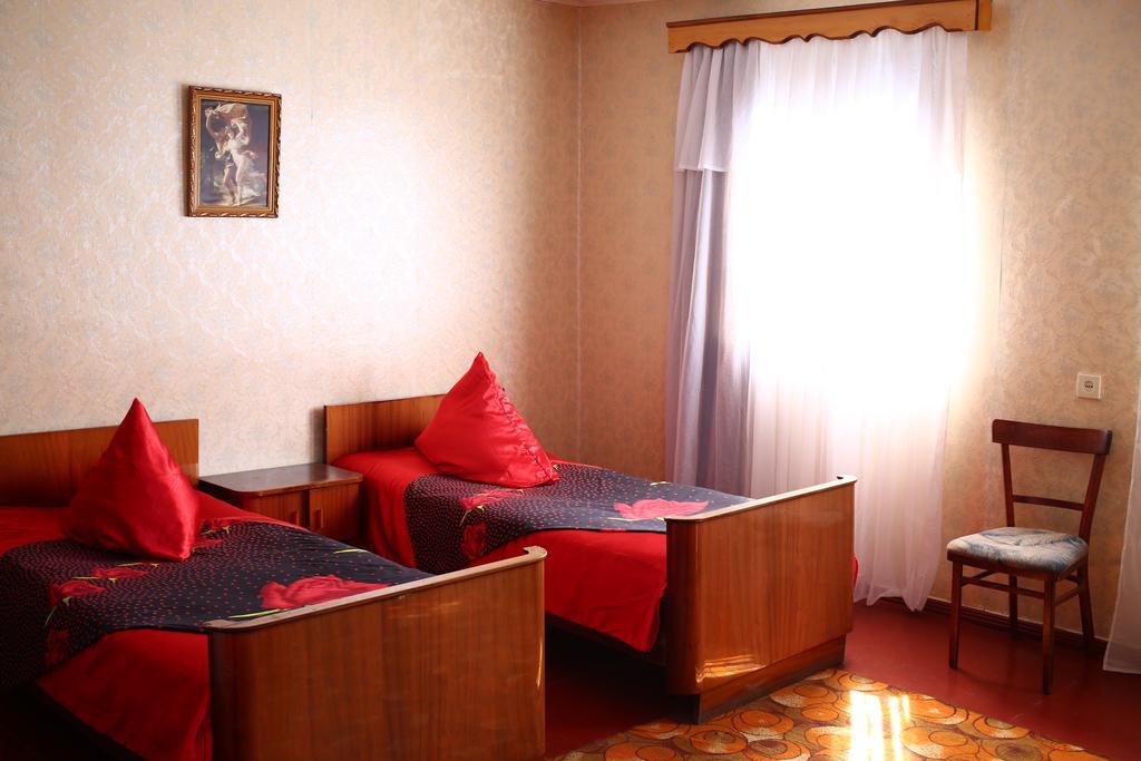 Downtown Guest House Kutaiszi Kültér fotó