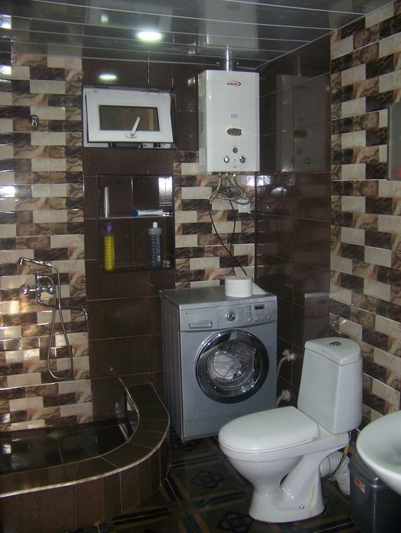 Downtown Guest House Kutaiszi Kültér fotó