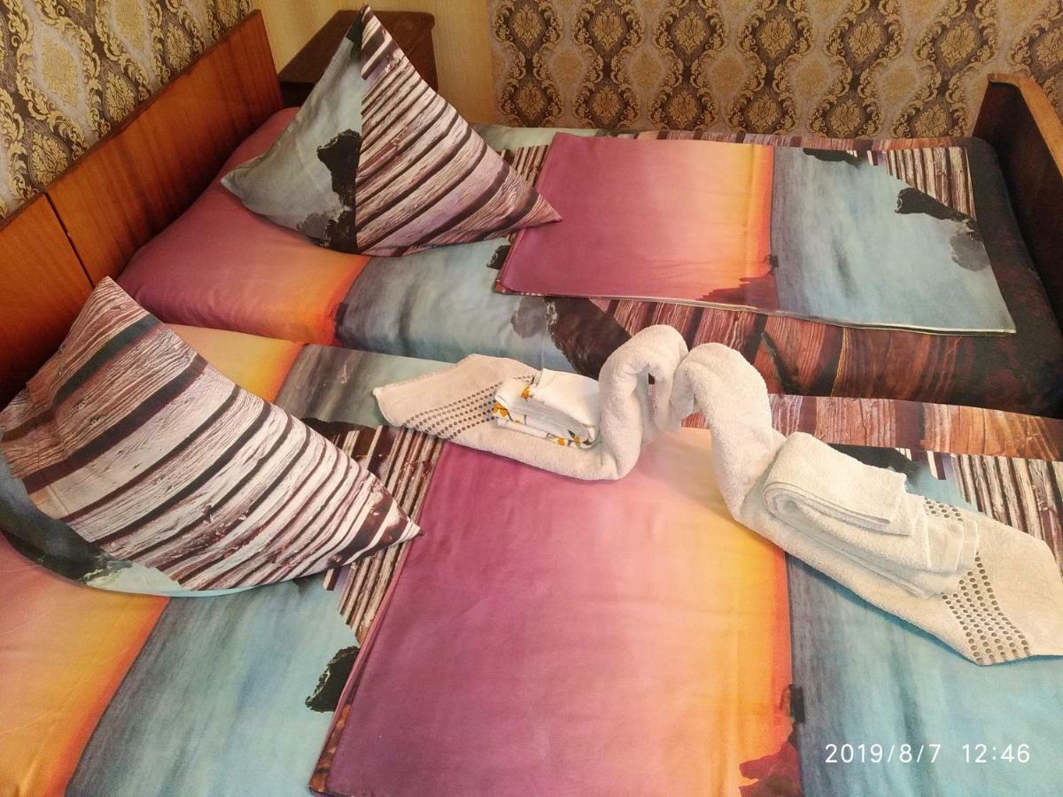 Downtown Guest House Kutaiszi Kültér fotó