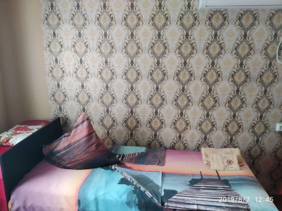 Downtown Guest House Kutaiszi Kültér fotó